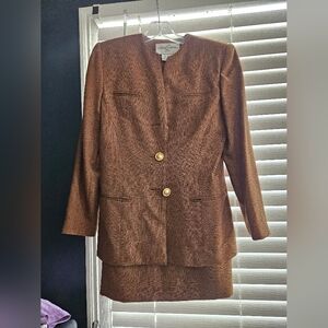 Vintage career suit Brown And Gold Accents